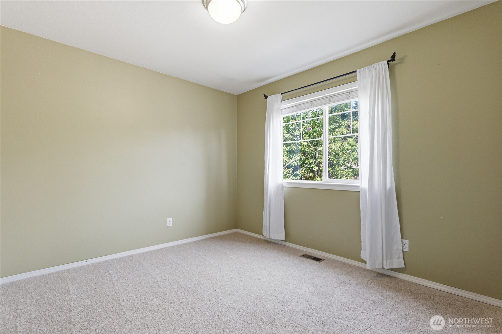 206 202nd Street Southeast Bothell, WA 98012 - Photo 28 of 38