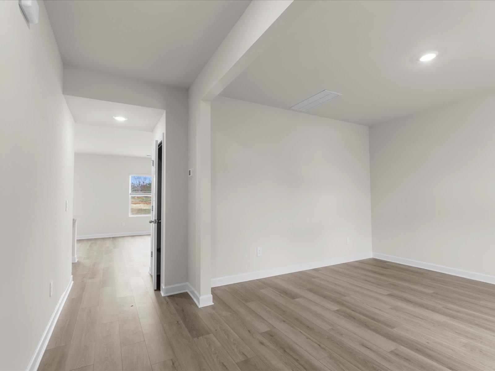 207 Lavinia Circle Duncan, SC 29334 - Photo 3 of 35