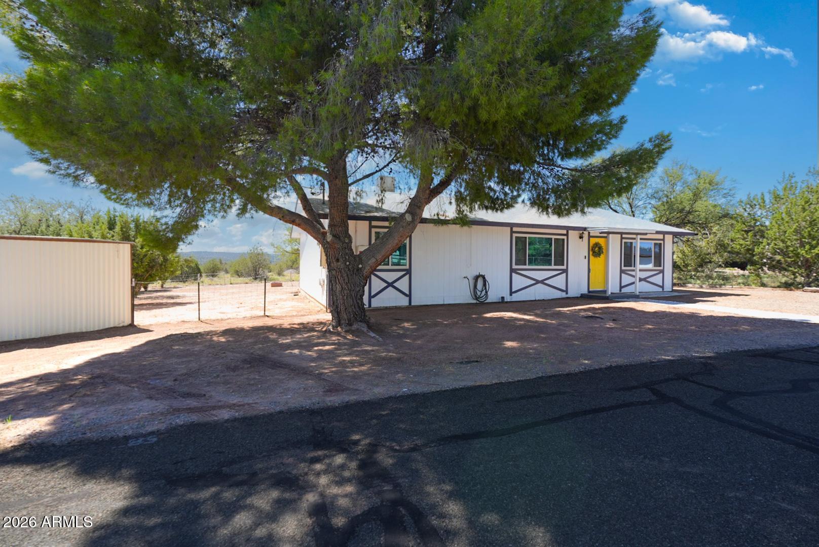4585 East Valley Lane Rimrock, AZ 86335 - Photo 2 of 42 3-30