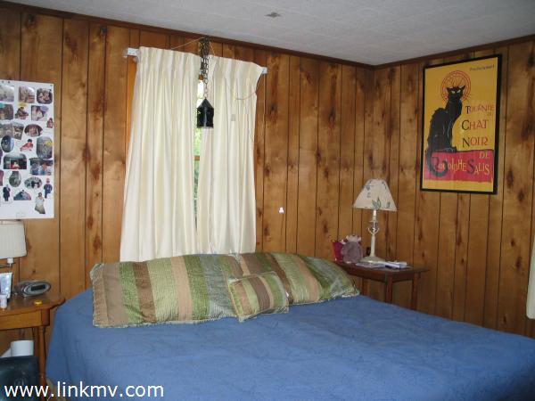 329 State Road West Tisbury, MA 02568 - Photo 14 of 27 http://d1qzqeyxiitrap.cloudfront.net/photos/19824/600/9d3a0eb2.jpg