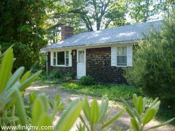 329 State Road West Tisbury, MA 02568 - Photo 24 of 27 http://d1qzqeyxiitrap.cloudfront.net/photos/19824/600/2738dbe9.jpg