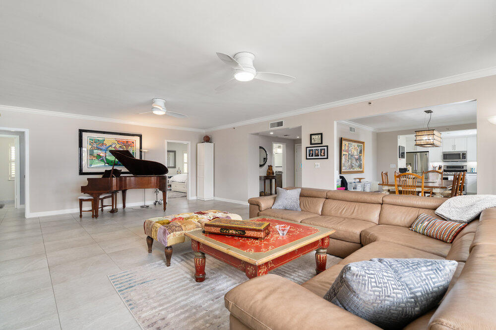 2679 South Ocean Boulevard, Unit 31 Boca Raton, FL 33432 - Photo 11 of 35 img_5950_318