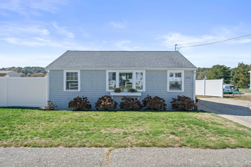 172 Ridge Road Marshfield, MA 02050 - Photo 1 of 41 Gallery Image 1