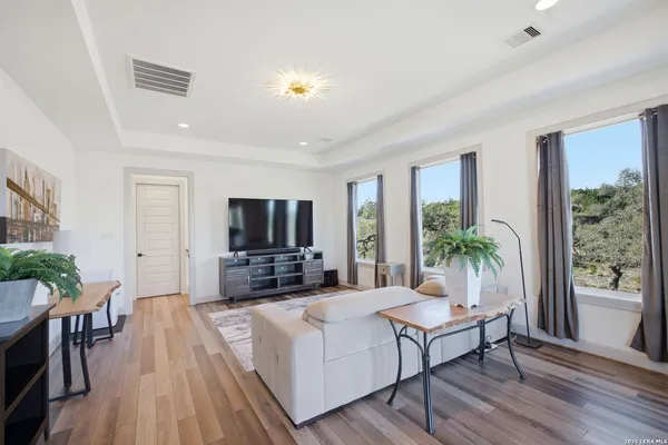 $1,690,000 | 321 Vista View Place, Spring Branch, TX 78070