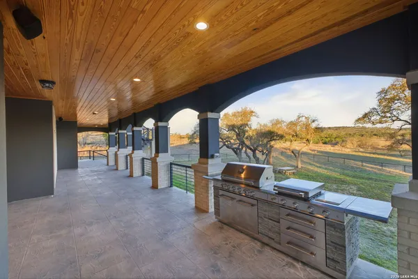 $1,690,000 | 321 Vista View Place, Spring Branch, TX 78070