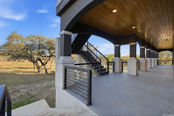 $1,690,000 | 321 Vista View Place, Spring Branch, TX 78070