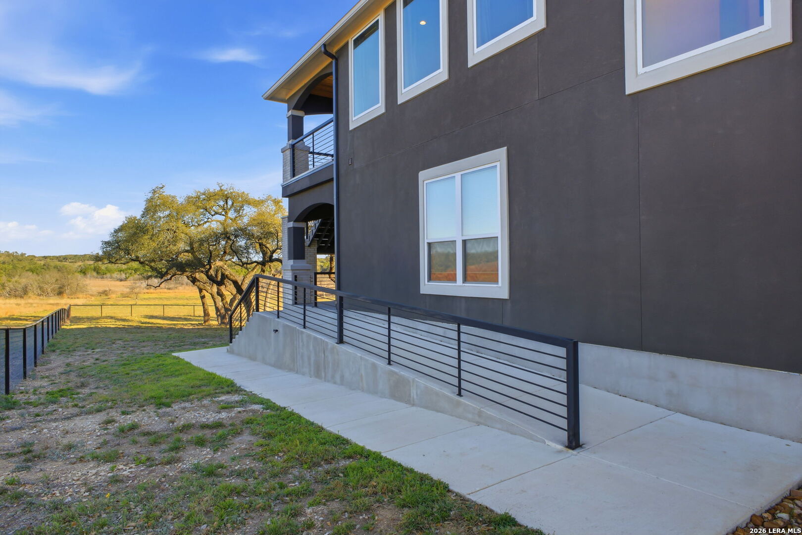 321 Vista View Place Spring Branch, TX 78070 - Photo 47 of 50 a view of a terrace with a garden