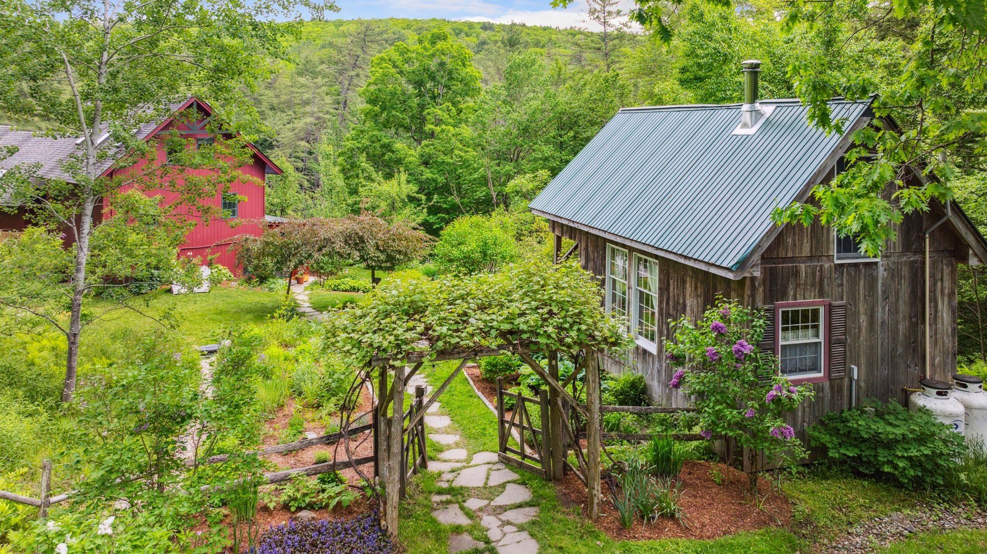 1355 Podunk Road Norwich, VT 05055 - Photo 1 of 38