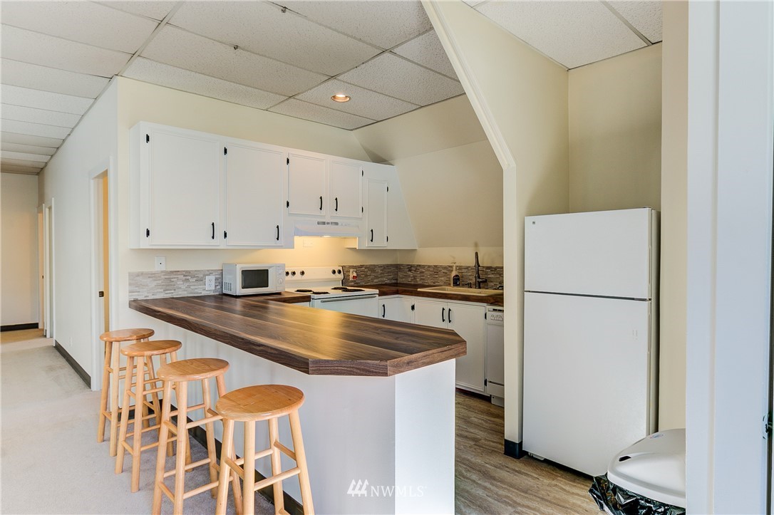 7624 Lake Alice Road Southeast Fall City, WA 98024 - Photo 19 of 25 Gallery Image 19