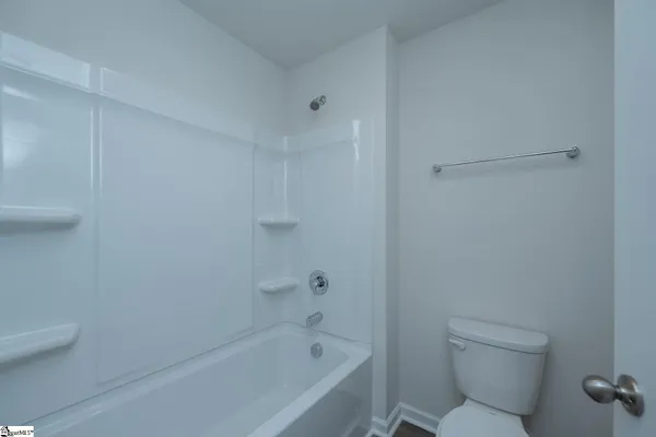 $2,450 | 115 Roocroft Court, Fountain Inn, SC 29644