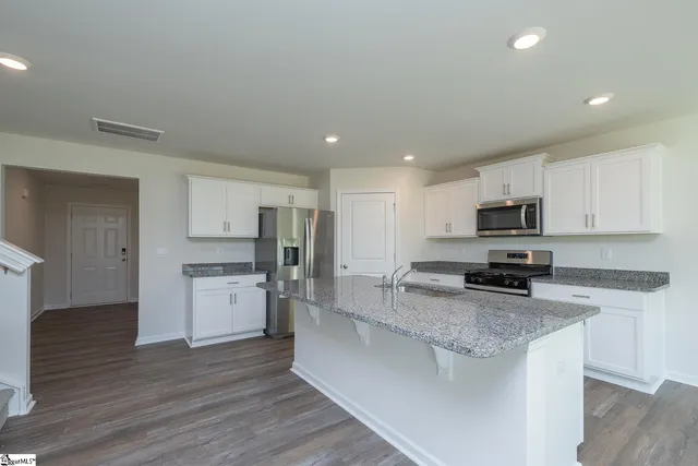 $2,550 | 115 Roocroft Court, Fountain Inn, SC 29644