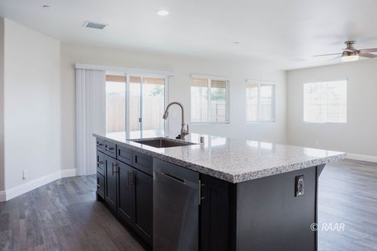 935 West Franklin Avenue Ridgecrest, CA 93555 - Photo 10 of 31 Gallery Image 10