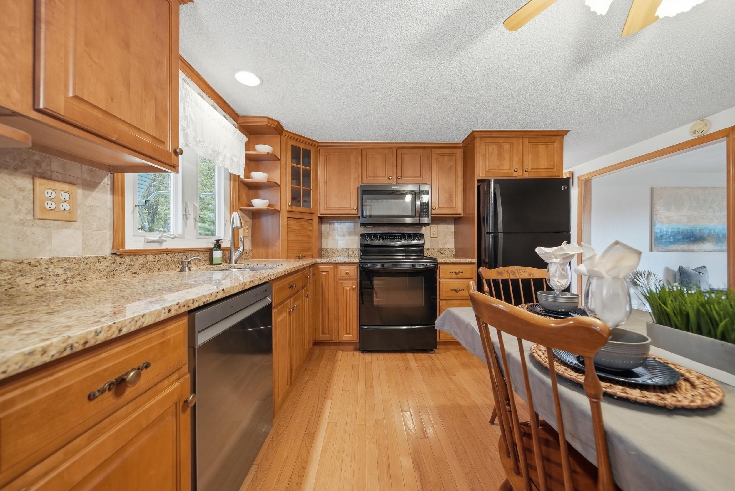 35 Nashua Road Pelham, NH 03076 - Photo 11 of 47 Gallery Image 11