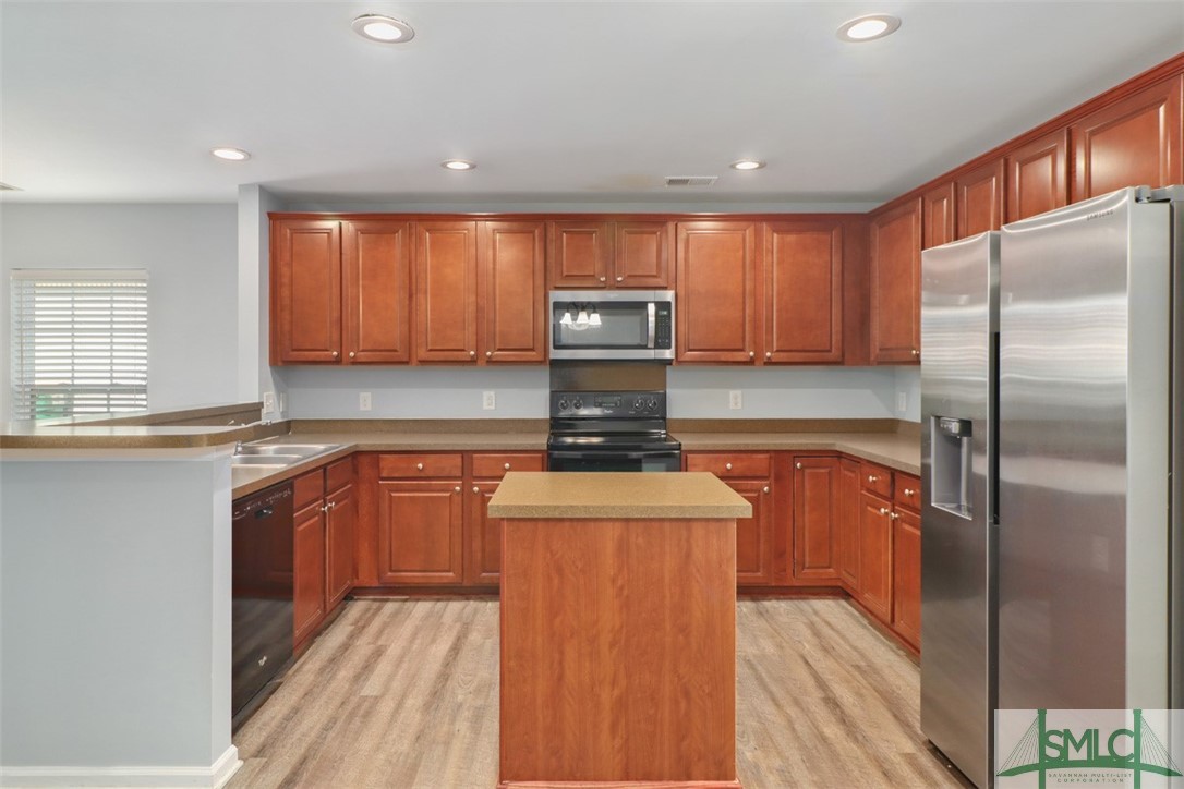 307 Grasslands Drive Pooler, GA 31322 - Photo 9 of 40