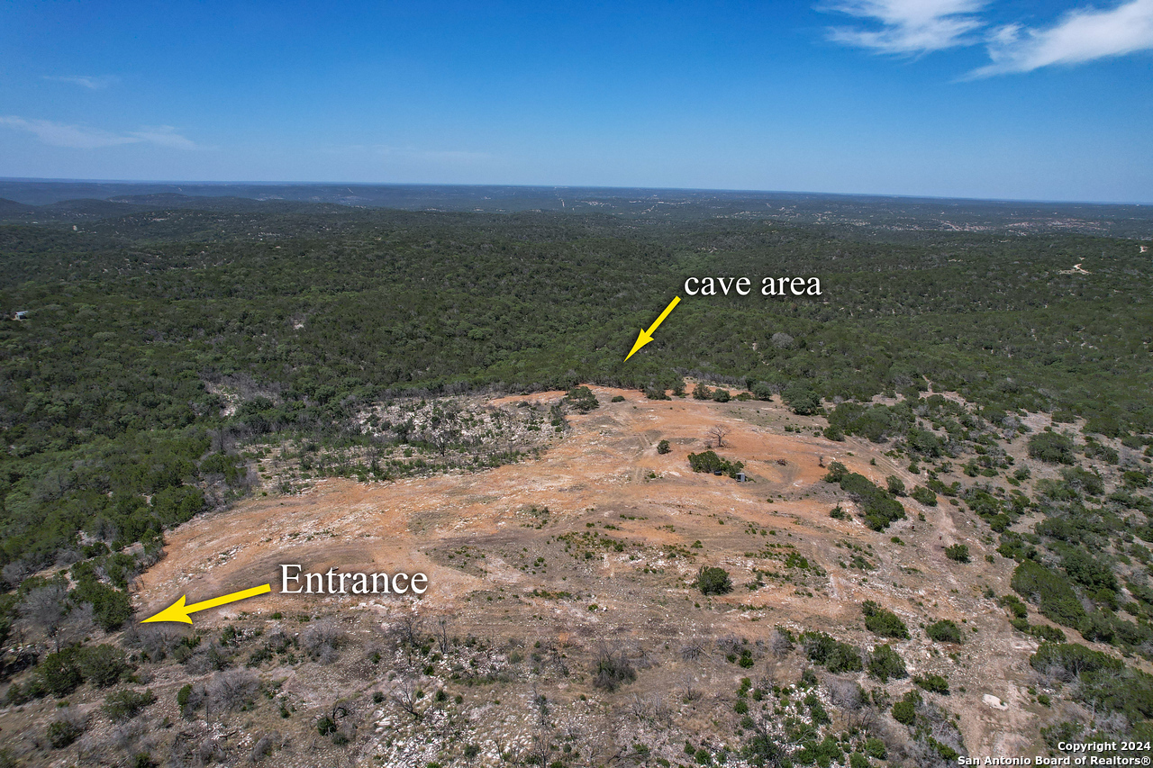 351 North Ringtail Road Leakey, TX 78873 - Photo 7 of 12