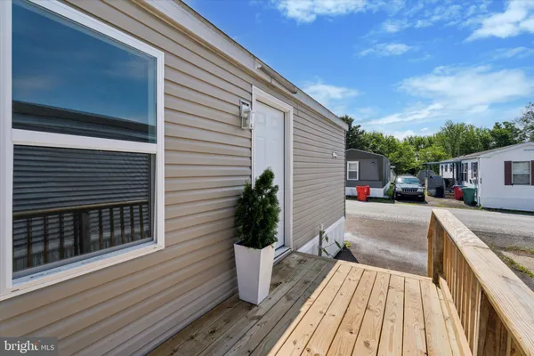 $82,900 | 857 Buttonwood Avenue, Spring City, PA 19475