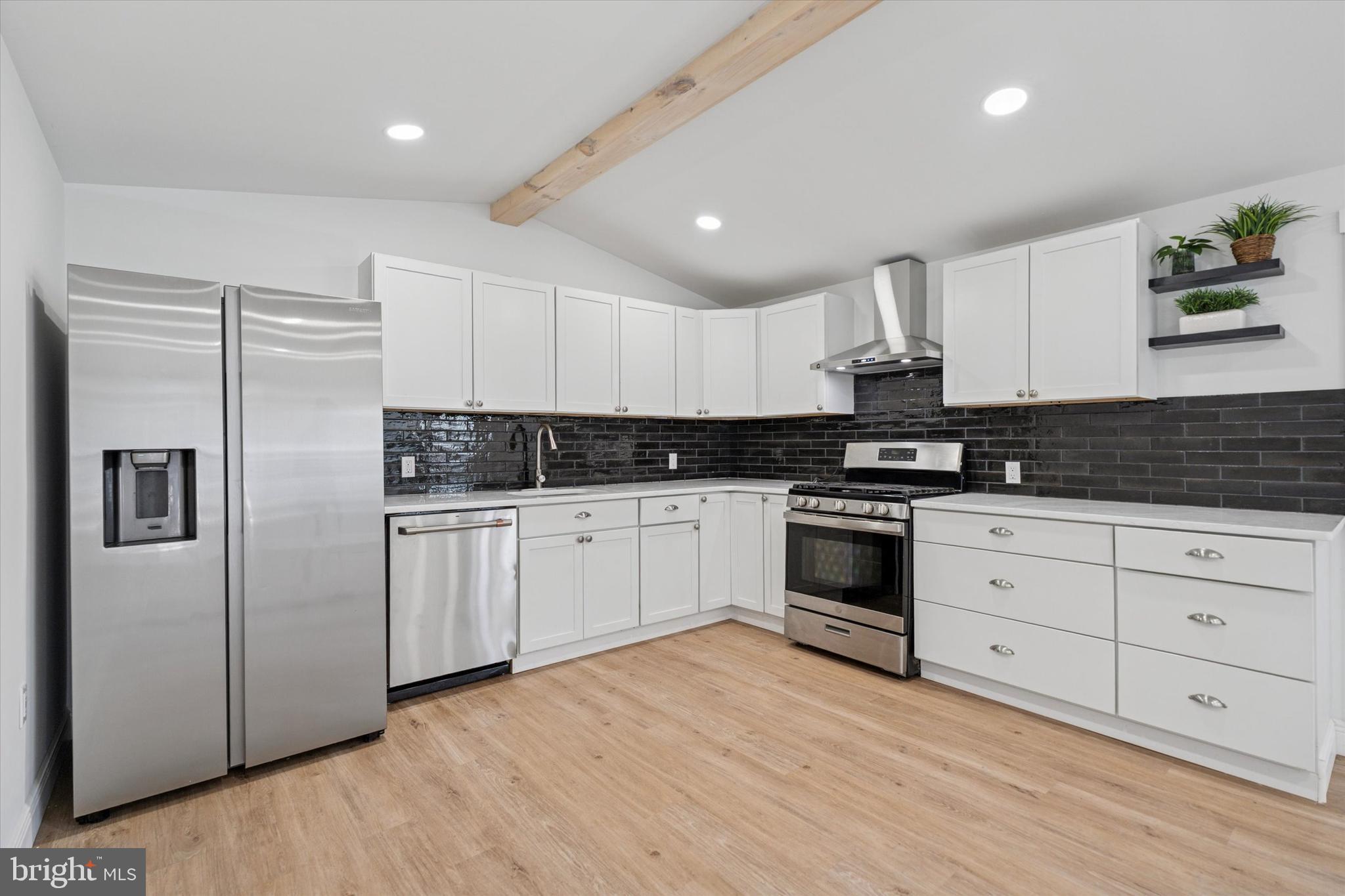 857 Buttonwood Avenue Spring City, PA 19475 - Photo 4 of 15