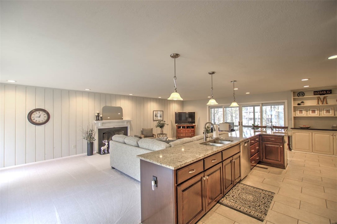 337 Hackberry Place Decatur, IL 62521 - Photo 14 of 36 Gallery Image 14