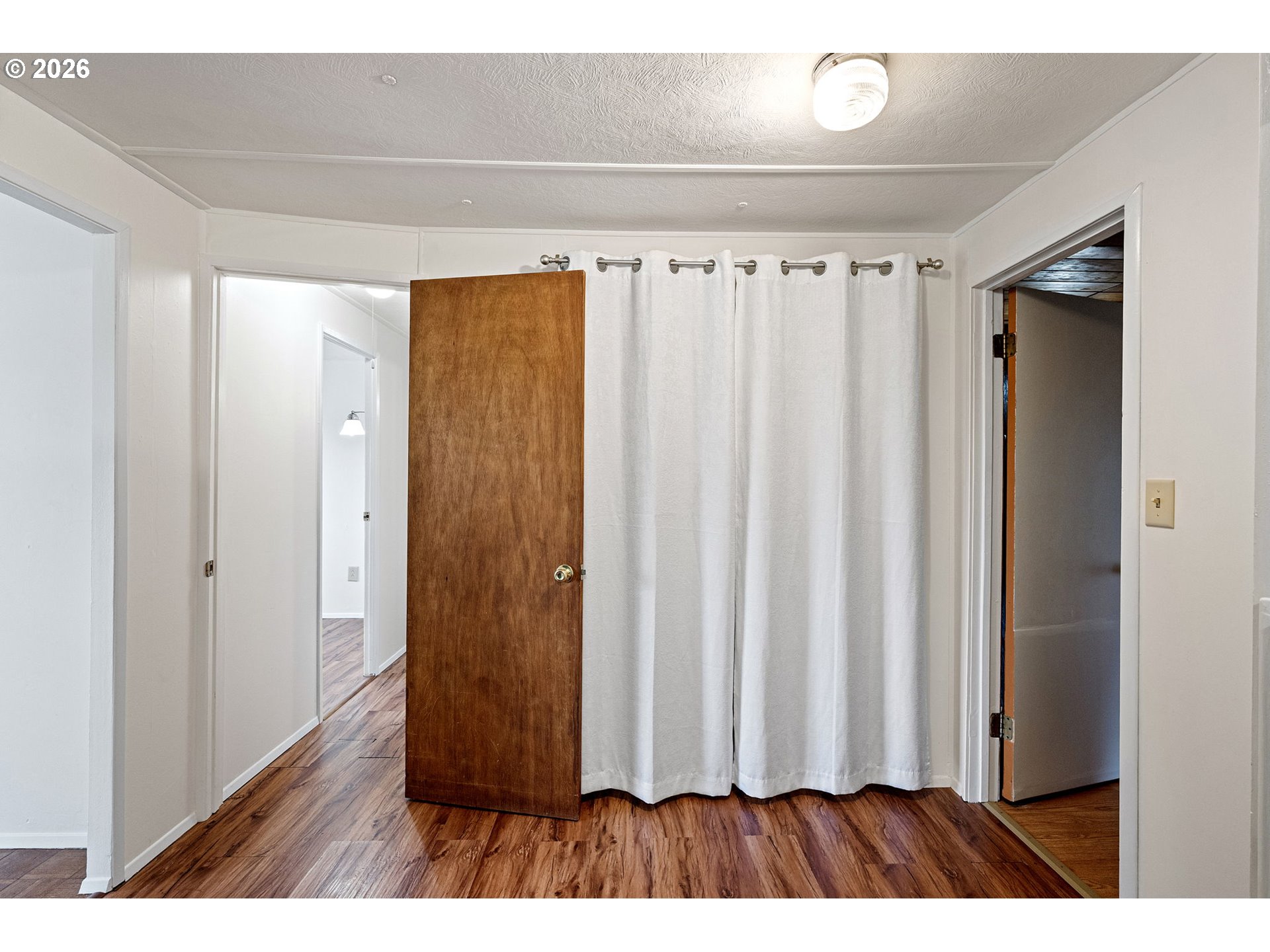 82073 Lost Creek Road Dexter, OR 97431 - Photo 20 of 47 a view of wooden floor
