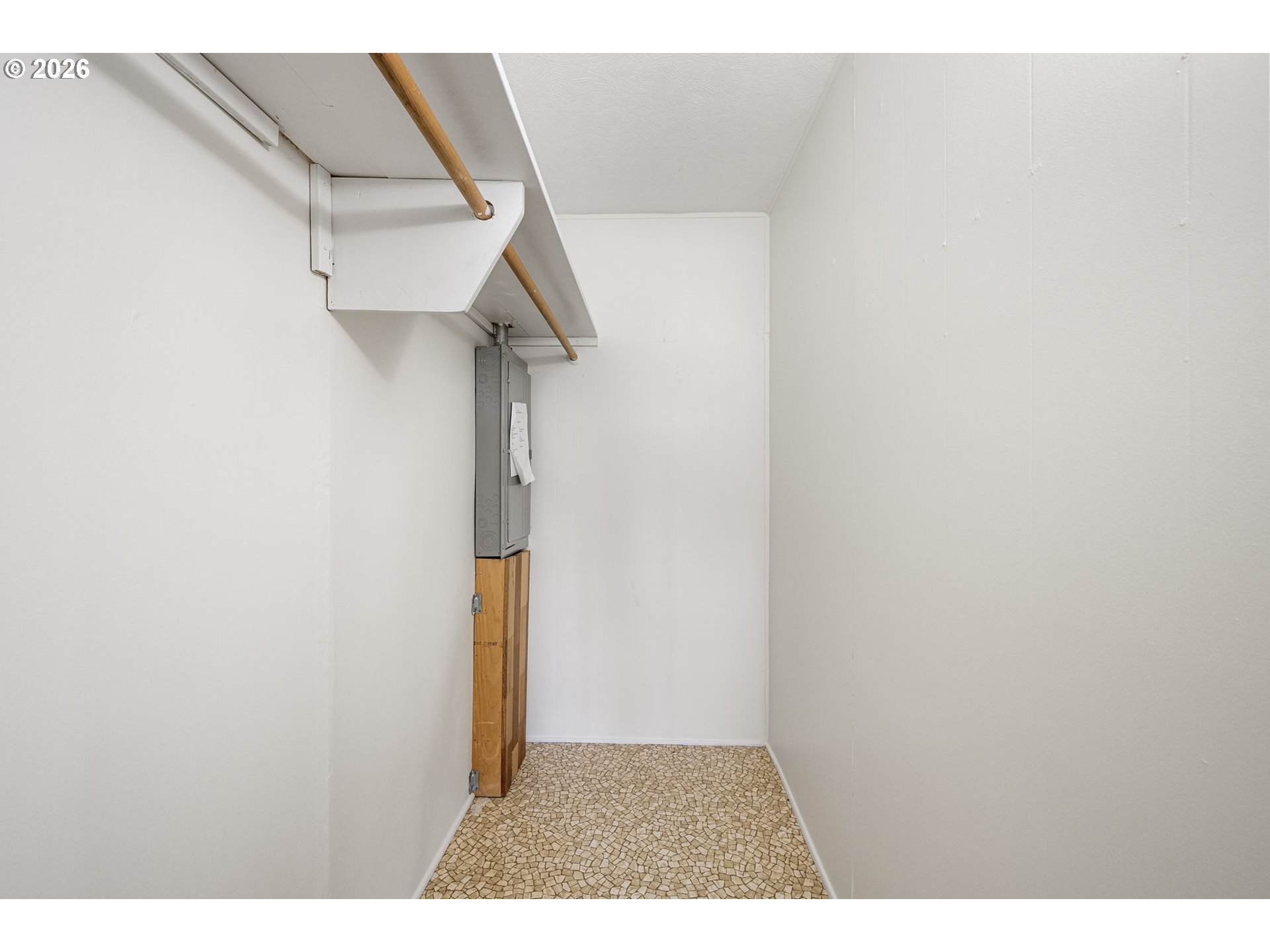 82073 Lost Creek Road Dexter, OR 97431 - Photo 29 of 47 a view of small space