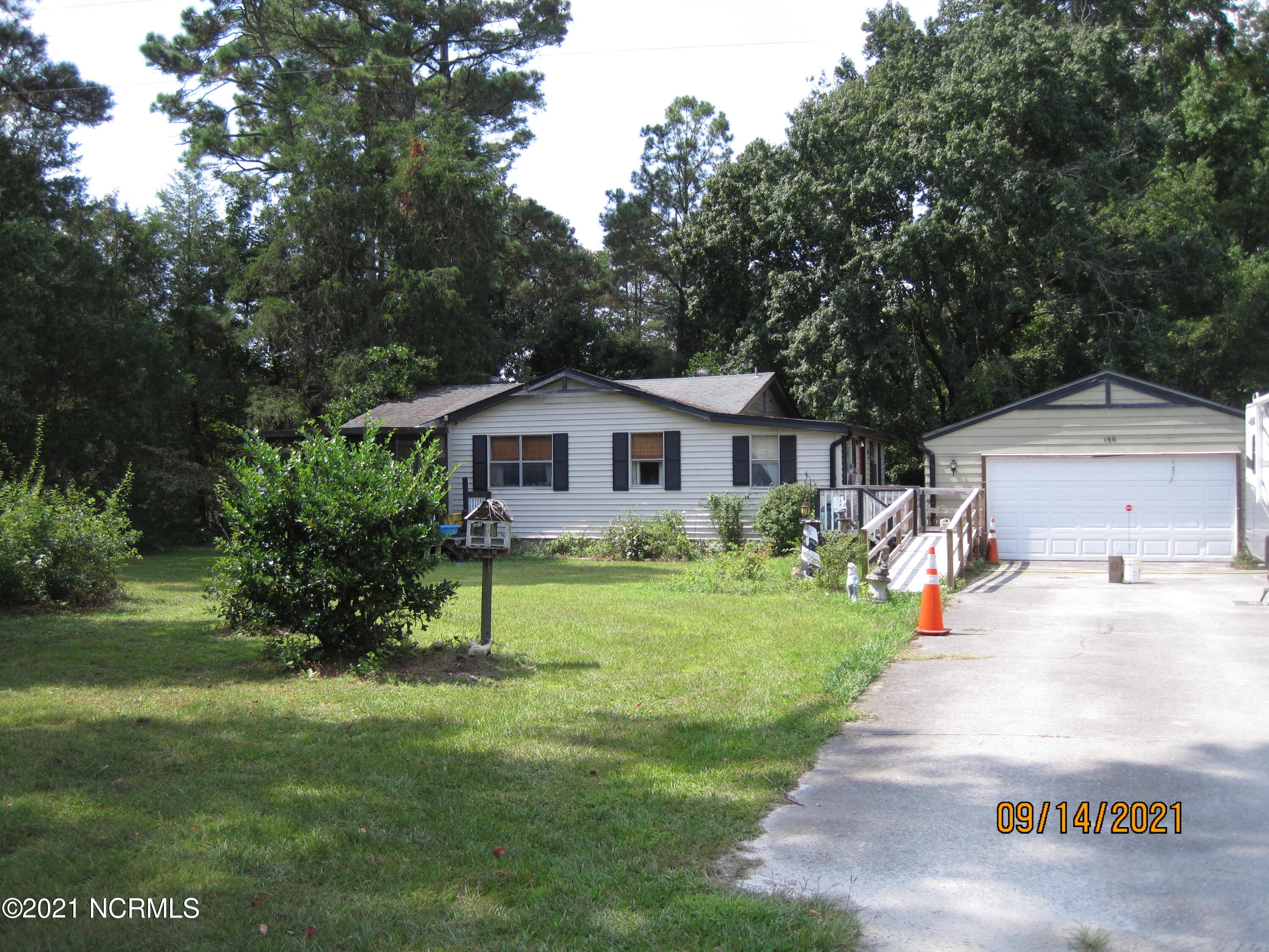 190 Old Bridge Road Rocky Point, NC 28457 - Photo 2 of 24 IMG_0003