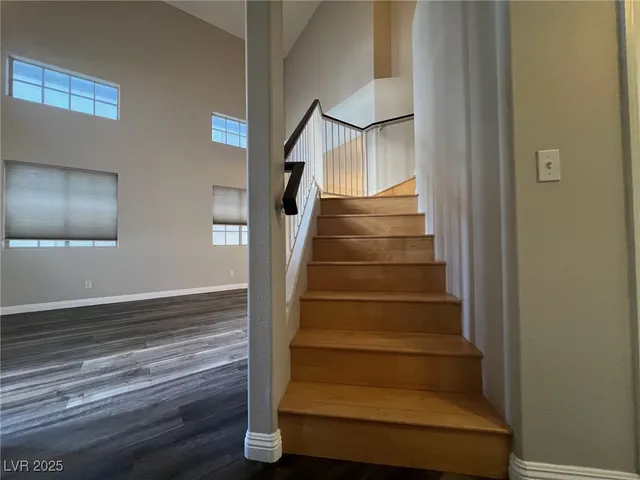 $2,100 | 9421 Citrus Vine Court, Las Vegas, NV 89129