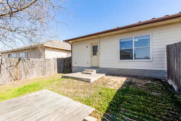 $1,499 | 2808 Southampton Way, Unit A, Round Rock, TX 78664
