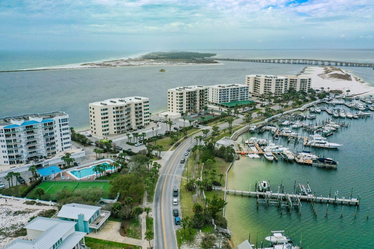320 Gulf Shore Drive Destin, FL 32541 - Photo 42 of 46 a view of a lake with a city