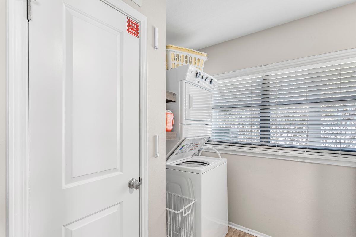 320 Gulf Shore Drive Destin, FL 32541 - Photo 46 of 46 a bathroom with a bathtub and shower
