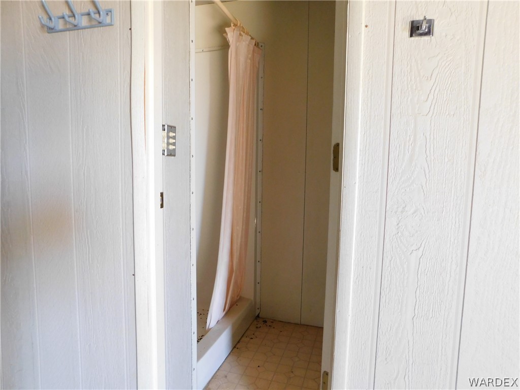 15071 South Aripine Road Yucca, AZ 86438 - Photo 16 of 38 Gallery Image 16