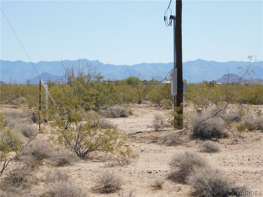 15071 South Aripine Road Yucca, AZ 86438 - Photo 33 of 38 Gallery Image 33