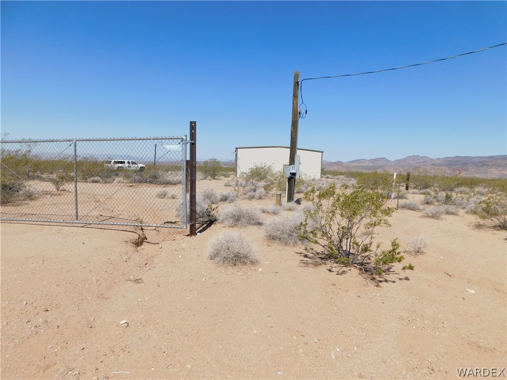 15071 South Aripine Road Yucca, AZ 86438 - Photo 34 of 38 Gallery Image 34