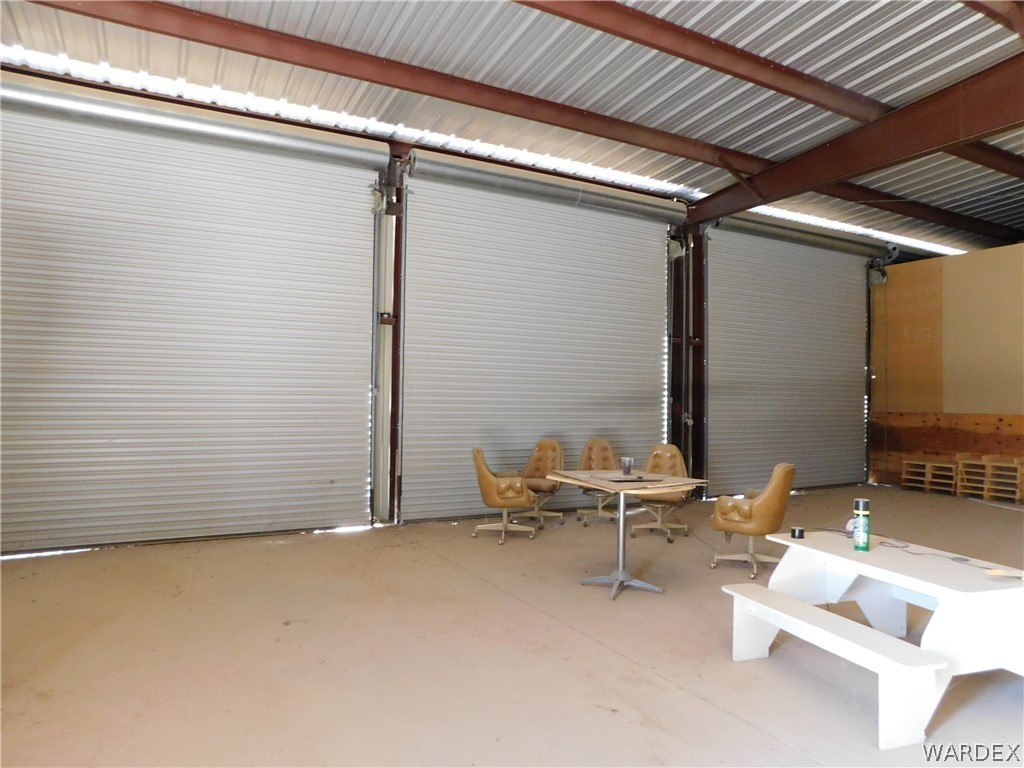 15071 South Aripine Road Yucca, AZ 86438 - Photo 10 of 38 Gallery Image 10