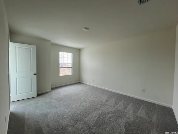 $2,100 | 12817 Prairie Valley, Schertz, TX 78154
