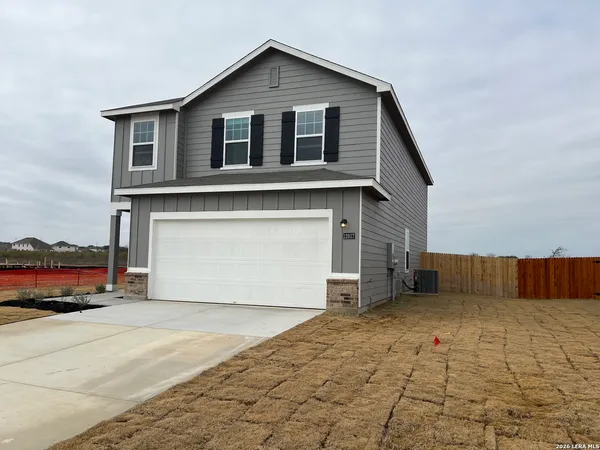 $2,100 | 12817 Prairie Valley, Schertz, TX 78154