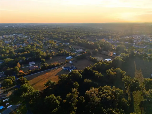 a picture of floor plan