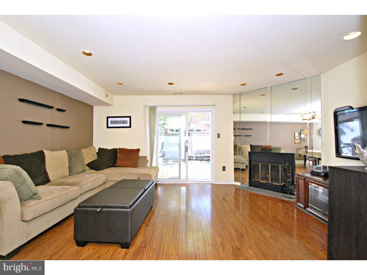 3573 Dows Road Philadelphia, PA 19154 - Photo 13 of 25 Gallery Image 13