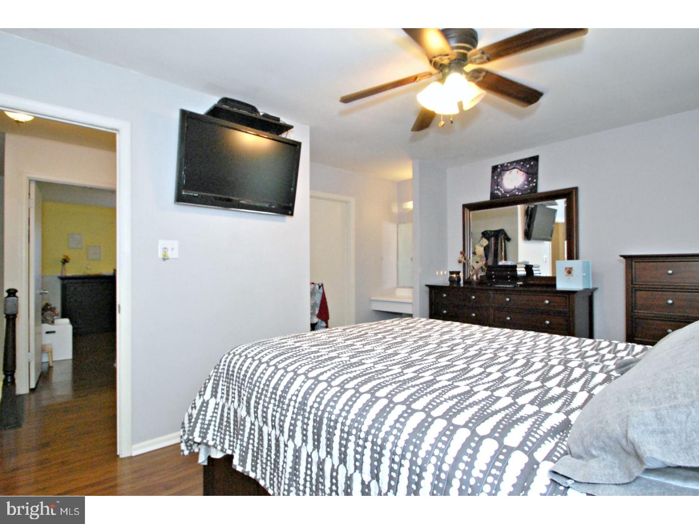 3573 Dows Road Philadelphia, PA 19154 - Photo 19 of 25 Gallery Image 19