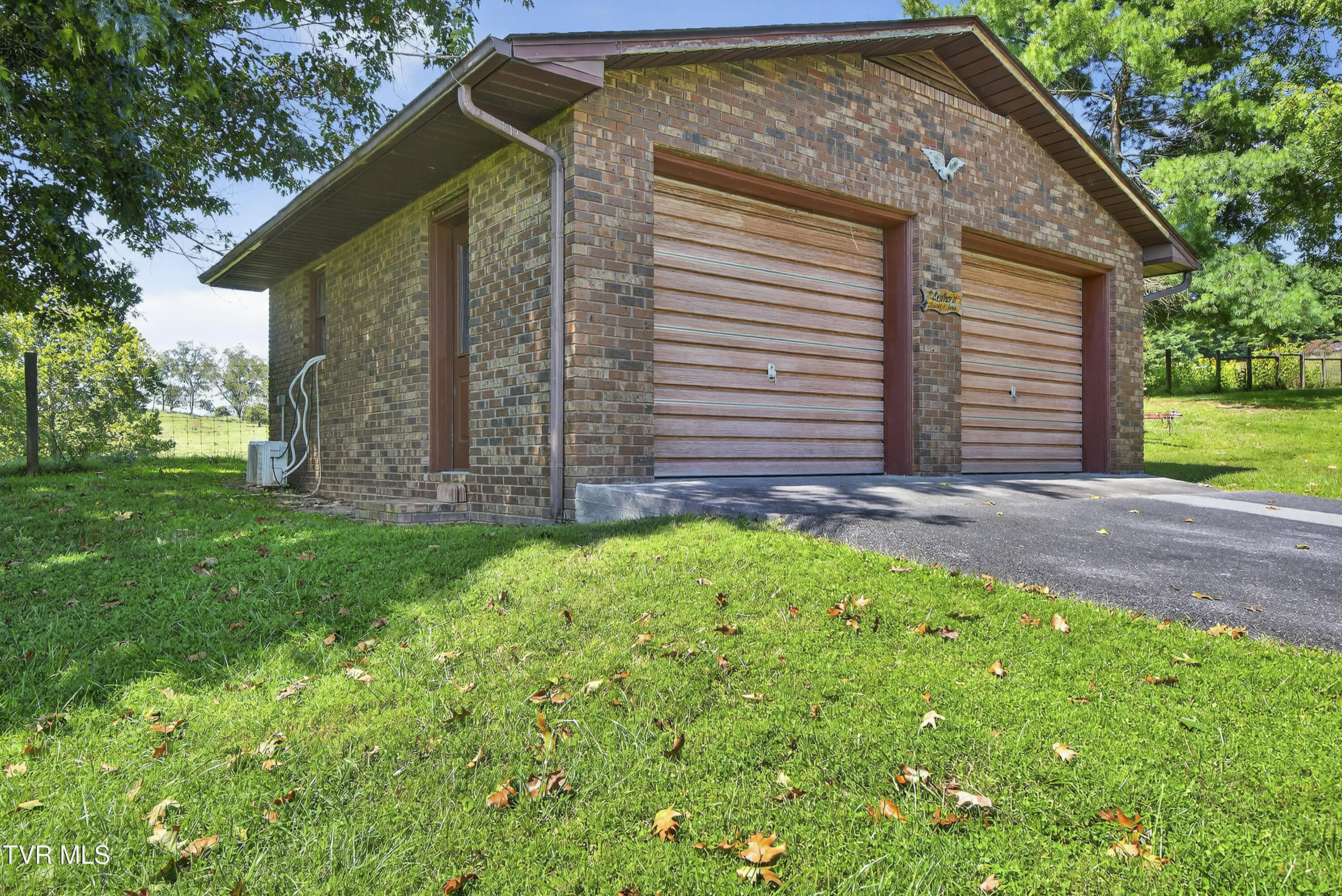 22231 Sandcastle Road Abingdon, VA 24211 - Photo 11 of 41 22231-Sandcastle-Rd-Abingdon-VA Matt-Smi