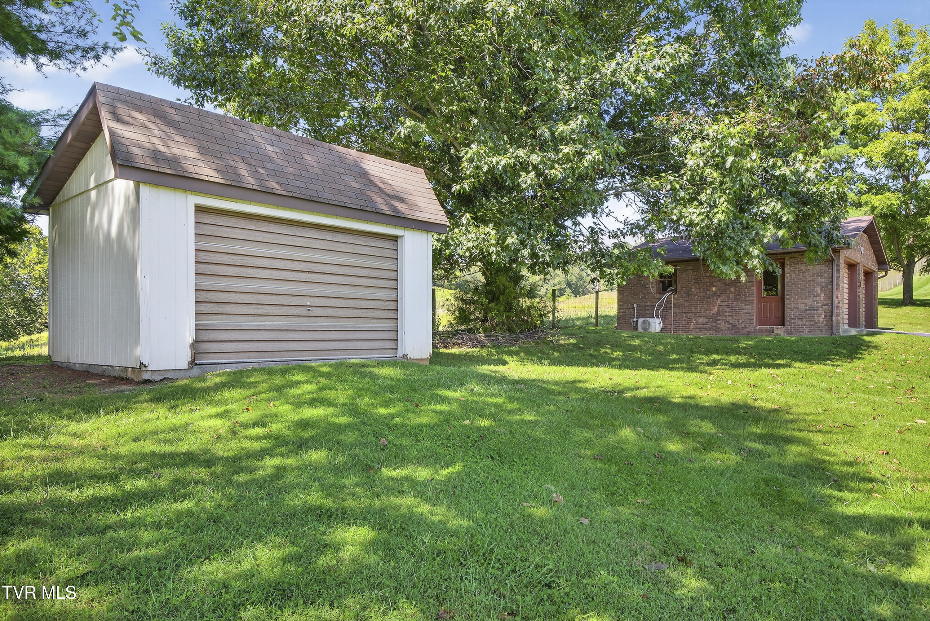 22231 Sandcastle Road Abingdon, VA 24211 - Photo 12 of 41 22231-Sandcastle-Rd-Abingdon-VA Matt-Smi