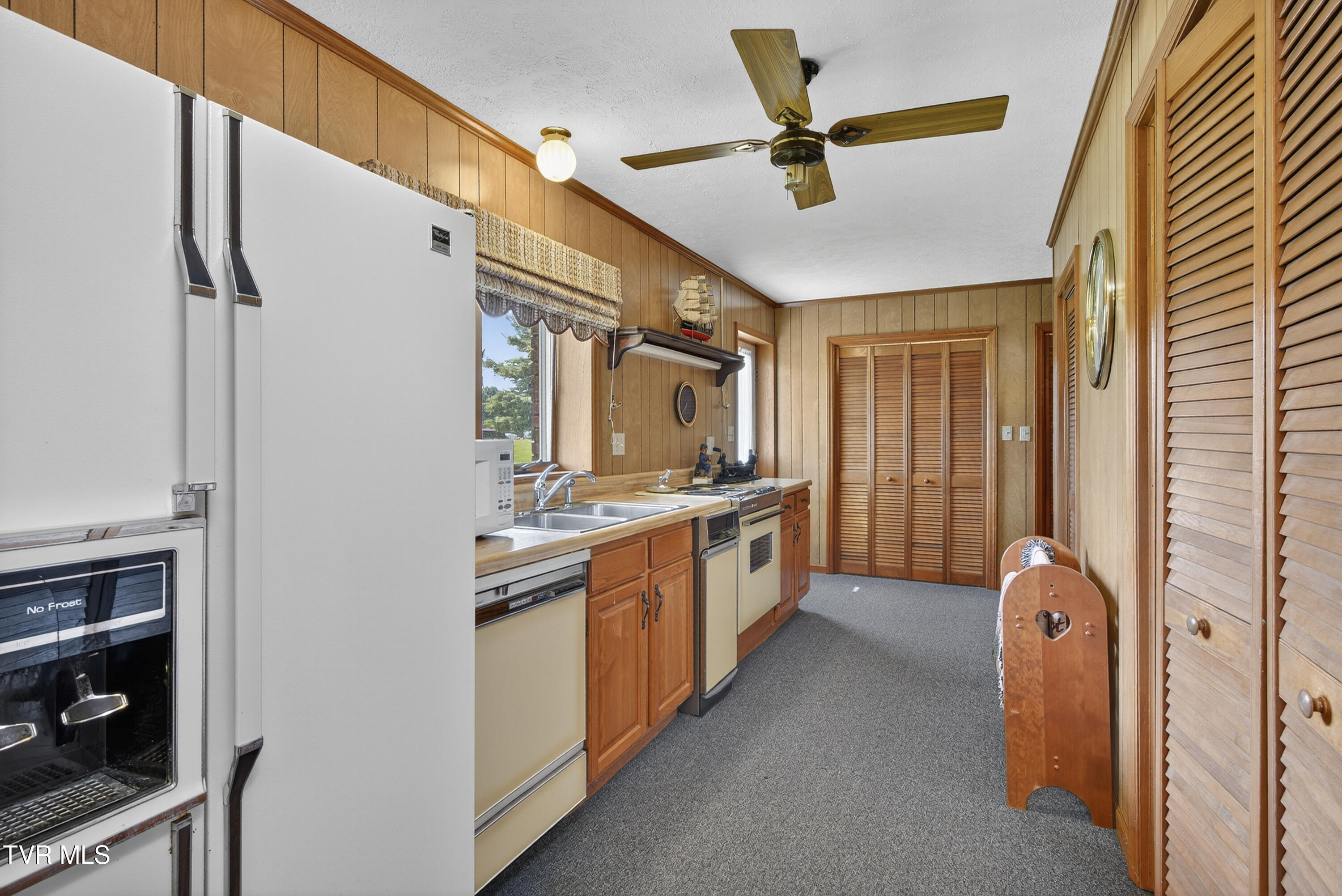 22231 Sandcastle Road Abingdon, VA 24211 - Photo 36 of 41 22231-Sandcastle-Rd-Abingdon-VA Matt-Smi