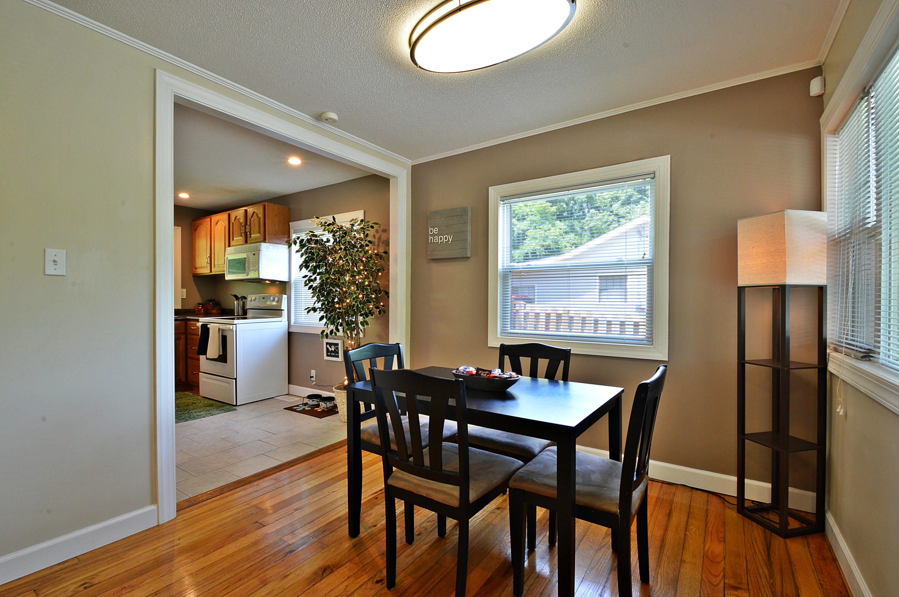 64 Outer Drive Oak Ridge, TN 37830 - Photo 11 of 29 DSC_5949a_v1_current