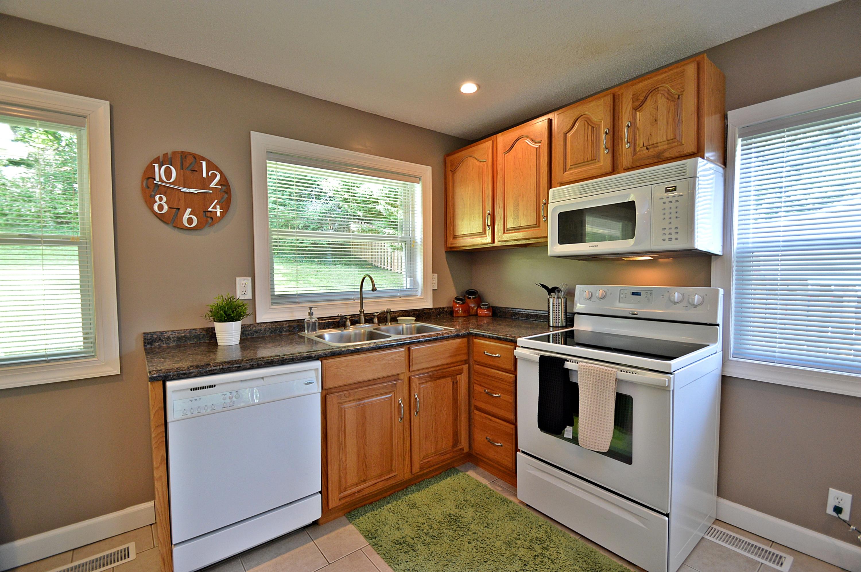 64 Outer Drive Oak Ridge, TN 37830 - Photo 16 of 29 DSC_5924_v1_current