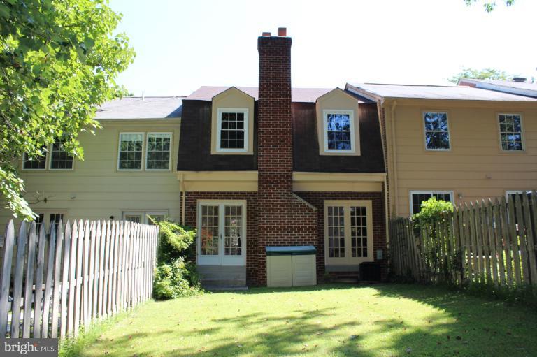 7312 Greentree Road Bethesda, MD 20817 - Photo 16 of 21 Exterior (Rear)