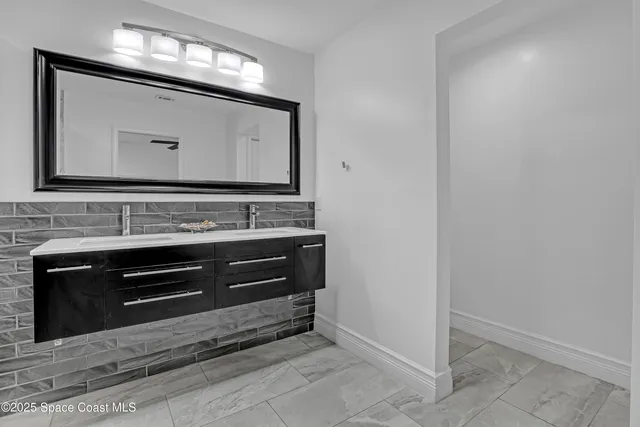 $780,000 | 241 Woody Circle, Melbourne Beach, FL 32951