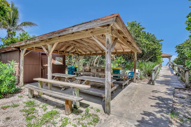 $780,000 | 241 Woody Circle, Melbourne Beach, FL 32951