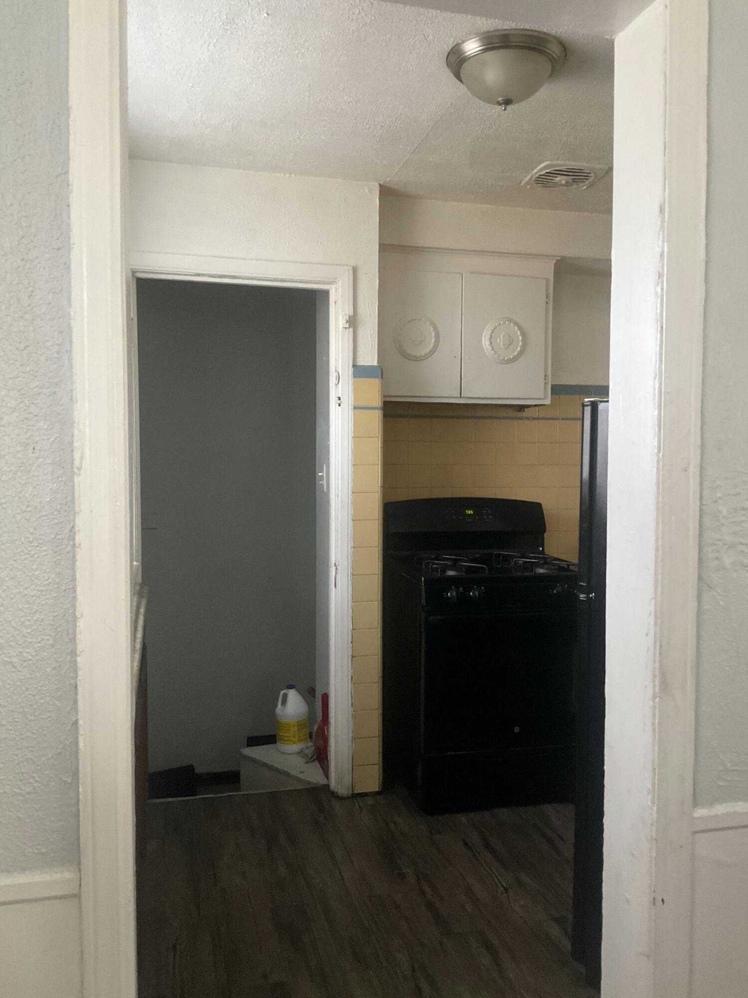 18752 Faust Avenue Detroit, MI 48219 - Photo 16 of 22 MNKLowIUQp1ARNKrOmA3T04m8ZcVXUZKl-Bq59tN