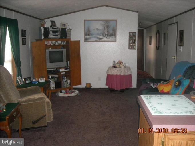 7959 Telegraph Road, Unit 110 Severn, MD 21144 - Photo 2 of 9 Living Room