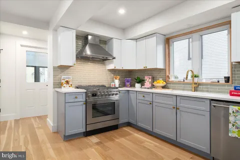 $1,300,000 | 10 Perry Street, Lambertville, NJ 08530