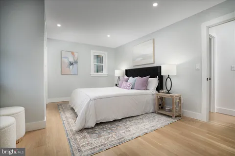 $1,300,000 | 10 Perry Street, Lambertville, NJ 08530